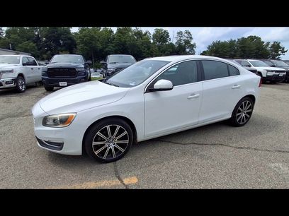 Used 2017 Volvo S60 T5 Inscription Platinum