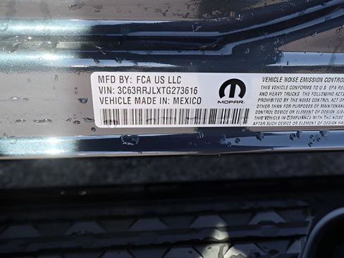 New 2026 RAM 3500 Laramie AWD/4WD image 27