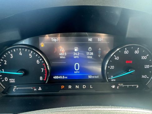 Used 2023 Ford Explorer XLT w/ Equipment Group 202A AWD/4WD image 17