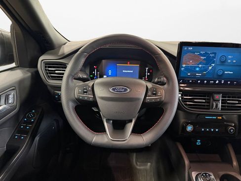 Used 2023 Ford Escape ST-Line w/ Tech Pack #1 AWD/4WD image 12