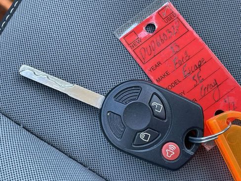 Used 2013 Ford Escape SE AWD/4WD image 27
