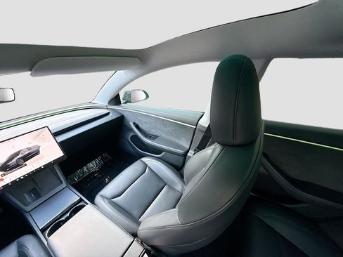 Used 2024 Tesla Model 3 Long Range AWD/4WD image 22