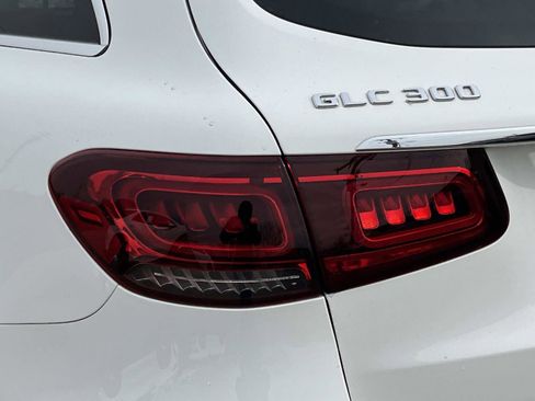 Certified 2020 Mercedes-Benz GLC 300 4MATIC image 9