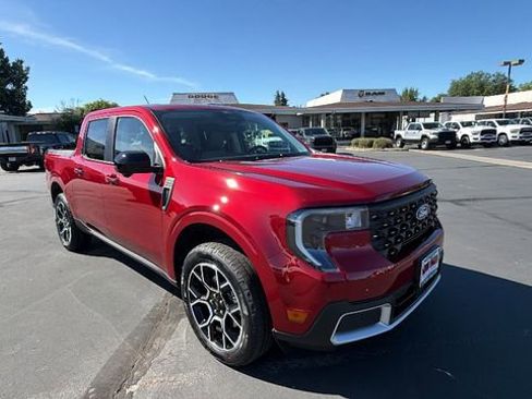 New 2026 Ford Maverick Lariat image 2