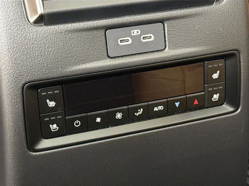 Certified 2025 MAZDA CX-90 3.3 Turbo S w/ Premium Plus image 40