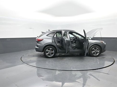 Certified 2023 Ford Escape ST-Line w/ Tech Pack #1 image 40