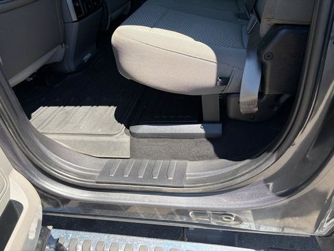 Used 2019 Ford F250 XLT w/ XLT Premium Package AWD/4WD image 36
