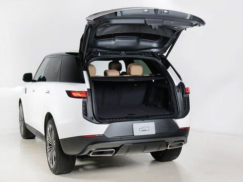 New 2026 Land Rover Range Rover Sport SE AWD/4WD image 29