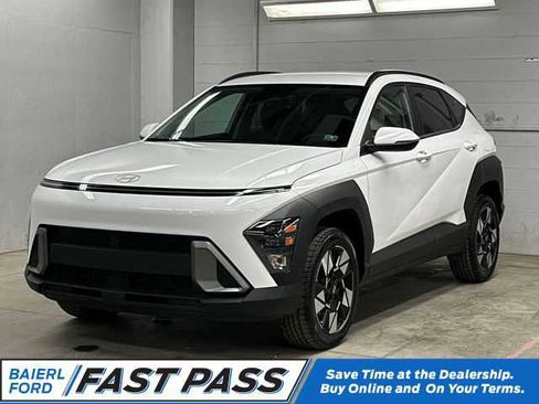 Used 2024 Hyundai Kona SEL w/ Convenience Package image 1