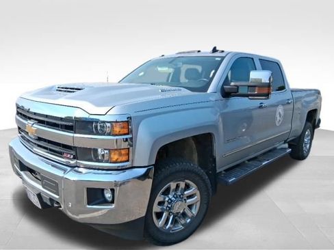 Used 2019 Chevrolet Silverado 2500 LTZ w/ Duramax Plus Package AWD/4WD image 6
