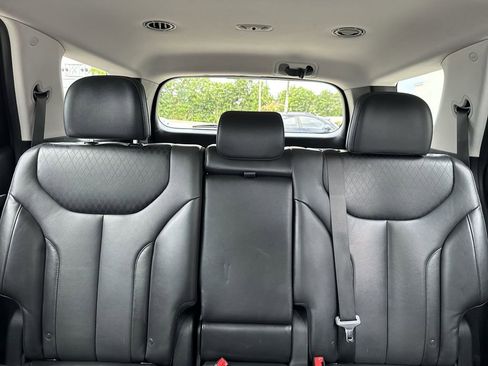 Used 2022 Hyundai Palisade SEL w/ 8P Bench Seat Package AWD/4WD image 18
