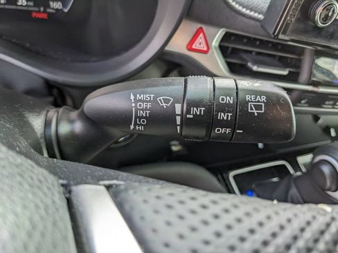Used 2025 Toyota Sienna XSE w/ XSE Plus Package FWD image 31