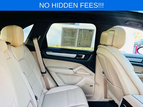 Used 2022 Porsche Cayenne Platinum Edition image 22