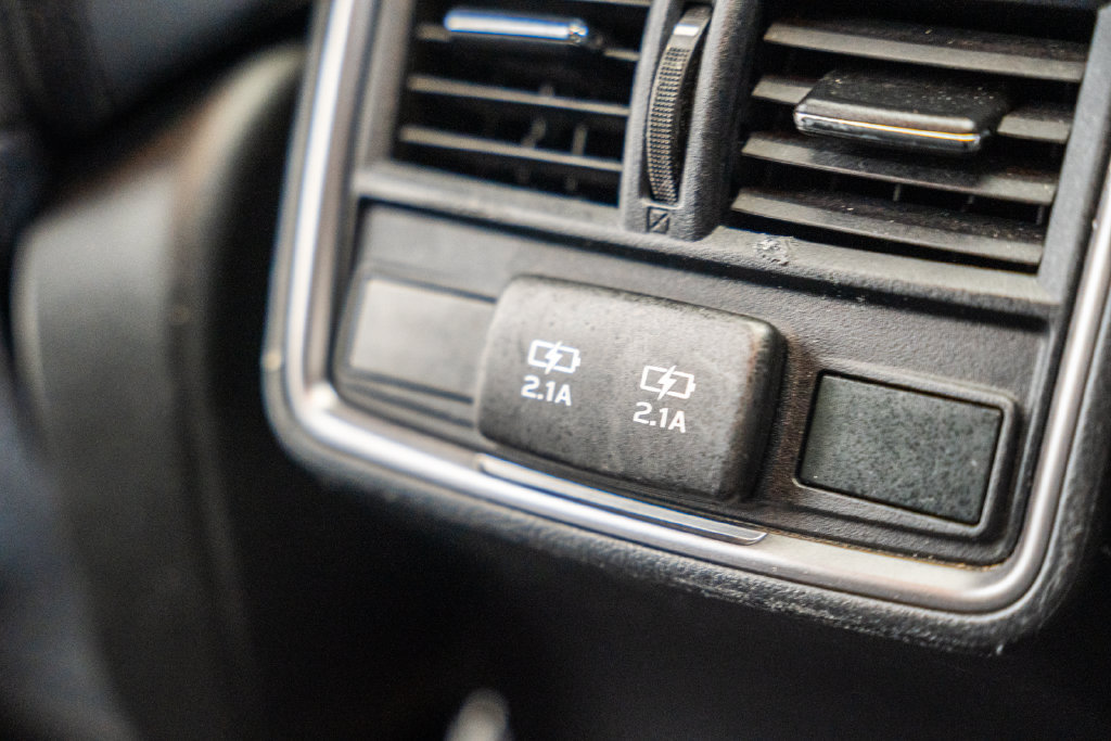 Used 2020 Subaru Forester Premium AWD/4WD image 36