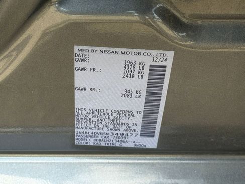 Used 2025 Nissan Altima 2.5 SV FWD image 30