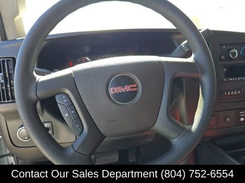 Used 2022 GMC Savana 2500 w/ Driver Convenience Package image 21