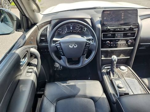 Used 2024 INFINITI QX80 Luxe w/ Cargo Package AWD/4WD image 11