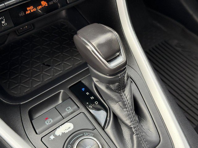 Used 2025 Toyota RAV4 XSE w/ Weather Package AWD/4WD image 27
