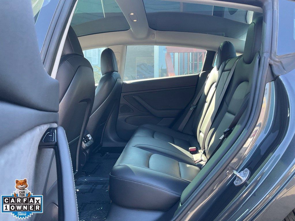 Used 2018 Tesla Model 3 Performance AWD/4WD image 8
