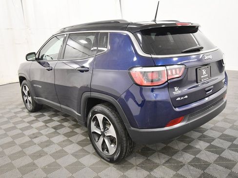 Used 2018 Jeep Compass Latitude w/ Cold Weather Group image 5