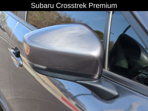 Used 2025 Subaru Crosstrek 2.0i Premium w/ Popular Package #4 image 12