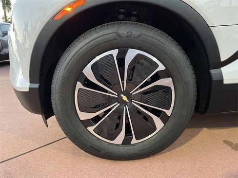New 2026 Chevrolet Blazer EV LT w/ LPO, All-Weather Mat Package FWD image 31