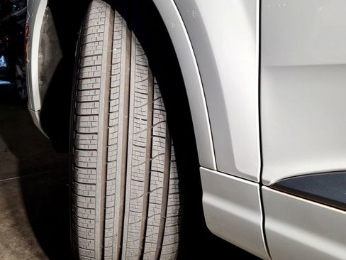 Used 2017 Audi Q7 3.0T Premium image 46