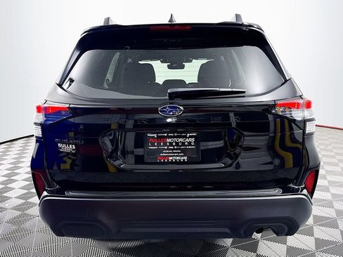 Used 2026 Subaru Forester Premium AWD/4WD image 6