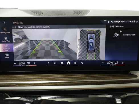 Used 2026 BMW X7 xDrive40i AWD/4WD image 12