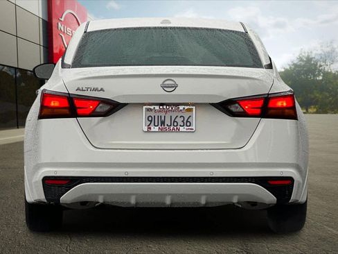 Certified 2025 Nissan Altima 2.5 S image 8