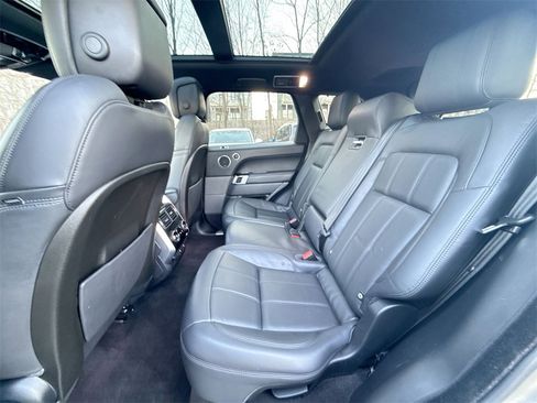 Used 2019 Land Rover Range Rover Sport HSE image 25