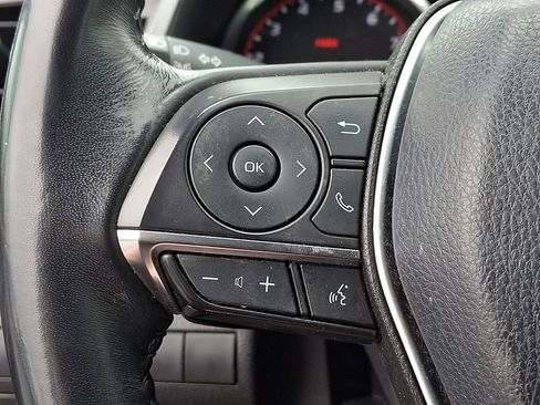 Used 2018 Toyota Camry XSE FWD image 21