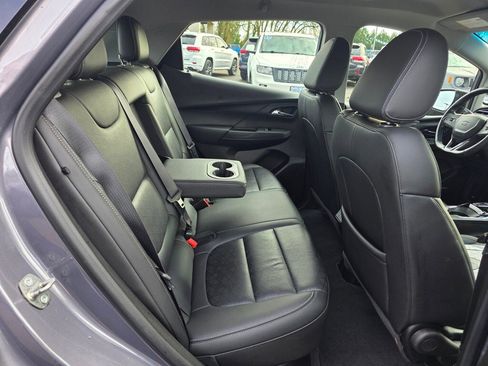 Used 2022 Chevrolet Bolt LT w/ Infotainment Package image 24