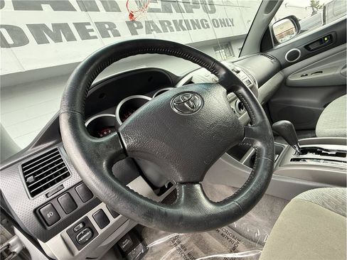 Used 2007 Toyota Tacoma PreRunner w/ SR5 Pkg #2 RWD image 11