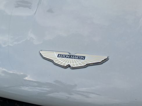Used 2020 Aston Martin DBS Superleggera Volante RWD image 17
