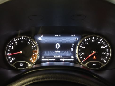 Used 2023 Jeep Renegade Latitude AWD/4WD image 11