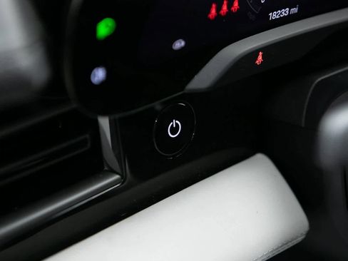 Certified 2024 Porsche Taycan GTS image 20