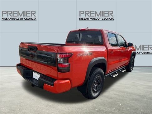 New 2025 Nissan Frontier PRO-4X w/ Tow Package image 5
