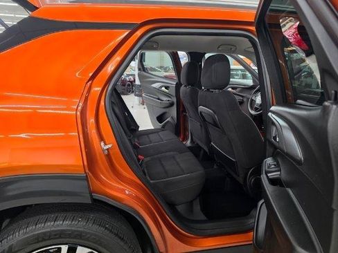 Used 2022 Chevrolet TrailBlazer LT AWD/4WD image 34