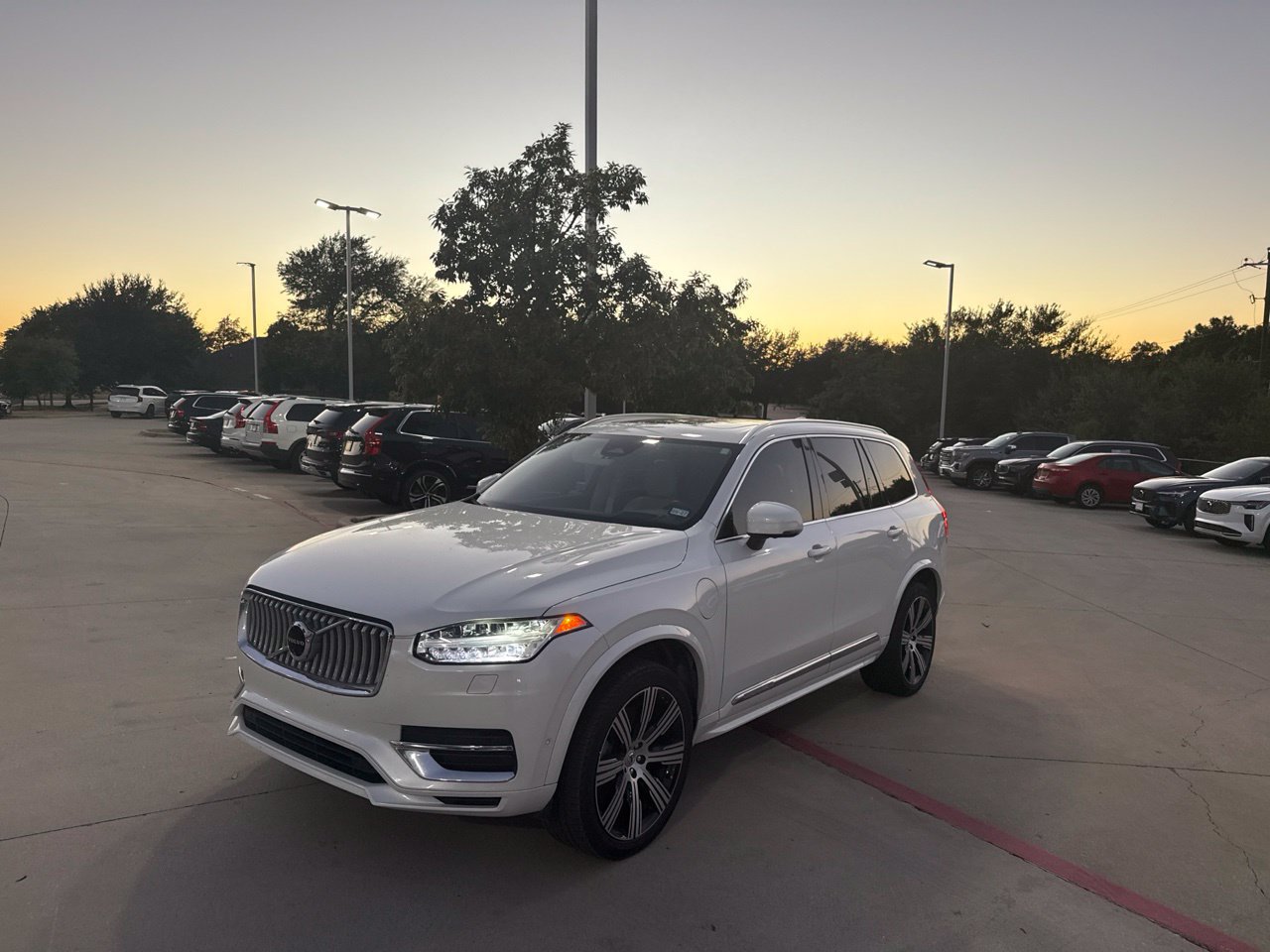 Used 2024 Volvo XC90 T8 Ultimate w/ Protection Package Premier AWD/4WD 360° Tour