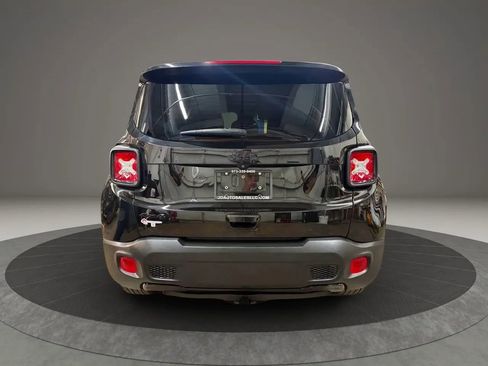 Used 2020 Jeep Renegade Altitude AWD/4WD image 4