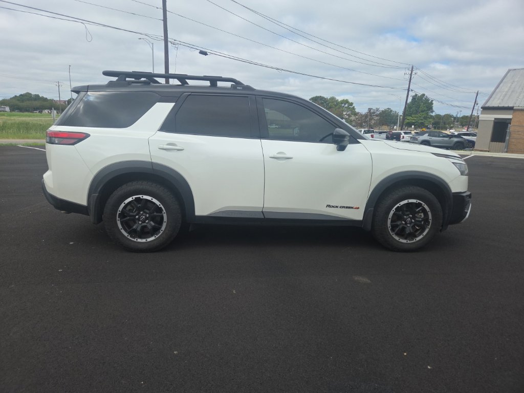 Used 2024 Nissan Pathfinder Rock Creek AWD/4WD image 11