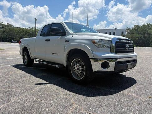 Used 2010 Toyota Tundra 2WD Double Cab w/ Tow Pkg image 4