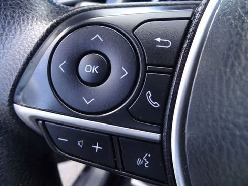 Used 2023 Toyota Camry LE image 17