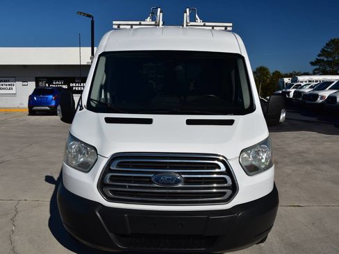 Used 2015 Ford Transit 150 XLT image 2