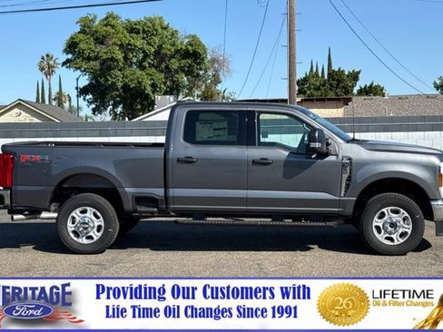 New 2026 Ford F250 XLT w/ FX4 Off-Road Package AWD/4WD image 3