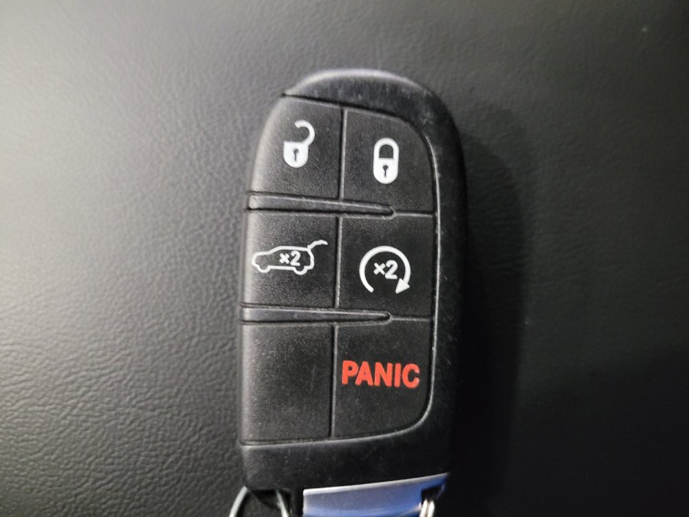 Used 2018 Jeep Grand Cherokee Limited AWD/4WD image 32