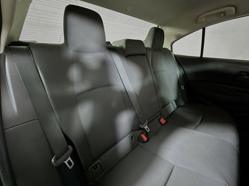 Used 2022 Toyota Corolla LE image 23