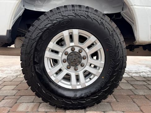 Used 2018 Ford F250 XL w/ Power Equipment Group RWD image 12