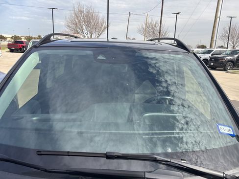 Used 2023 Mercedes-Benz Metris Passenger image 6